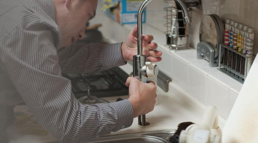 Expert burst pipe repair services in Belspring, VA